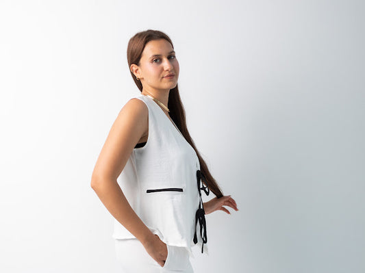 Ribbon linen Vest