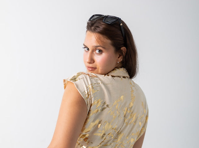Shiny linen vest