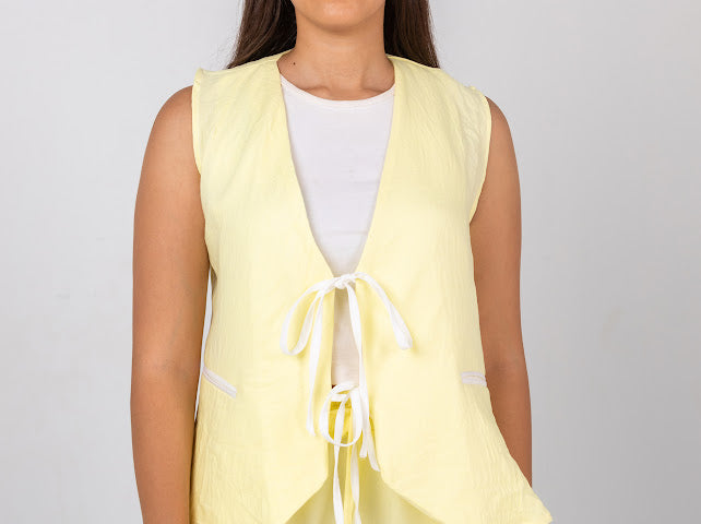 Ribbon linen vest