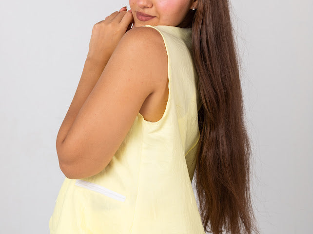 Ribbon linen vest